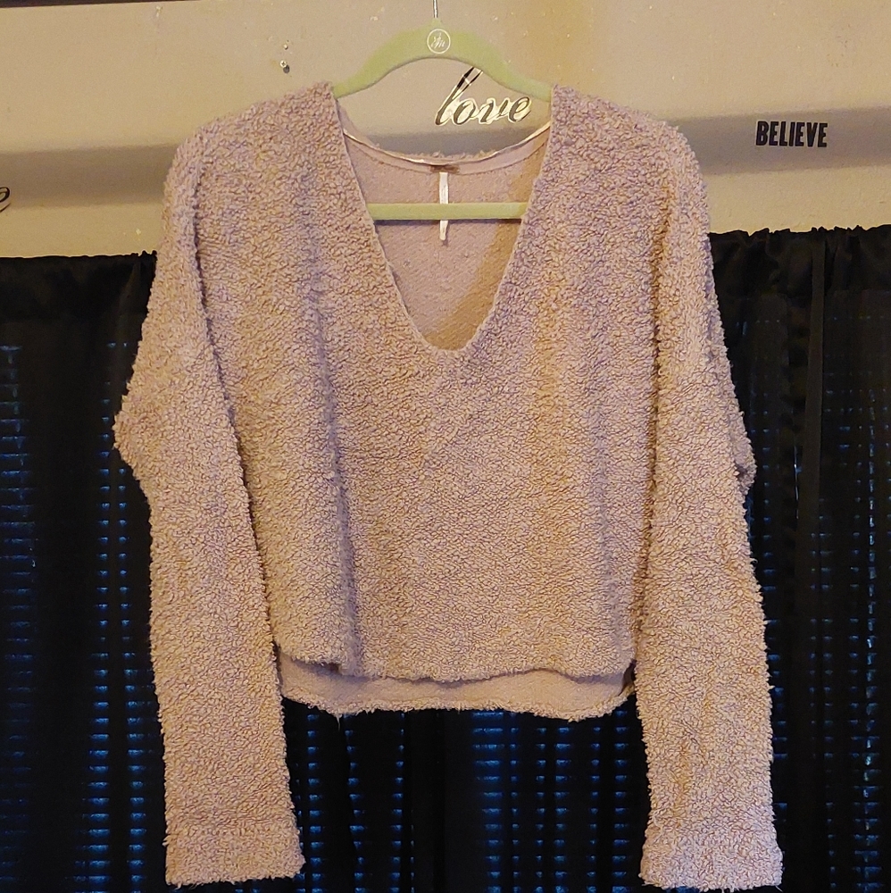 FREE PEOPLE CROP SWEATER